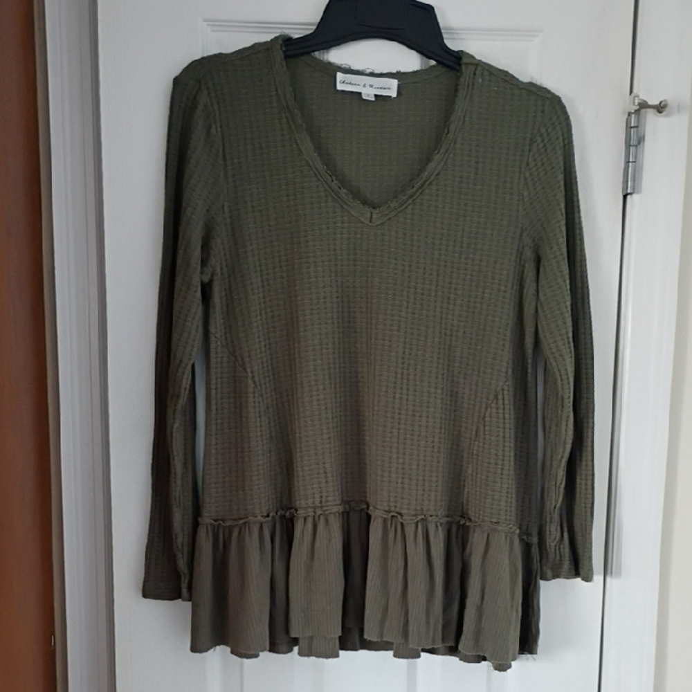 Chelsea & Theodore V-neck Olive Peplum Shirt